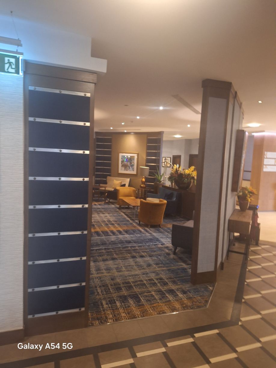 Crowne Plaza 伦敦 - 盖特威克机场-旅行者