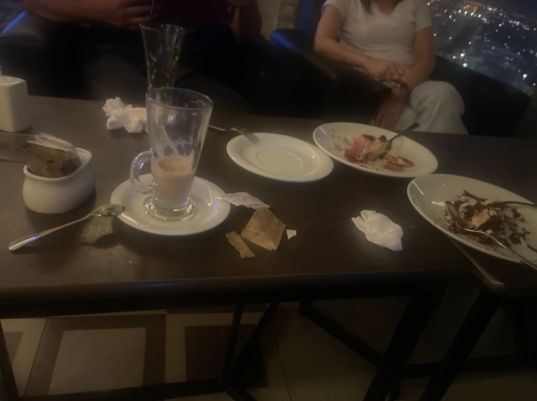 科威特市中心温德姆华美达安可酒店主图