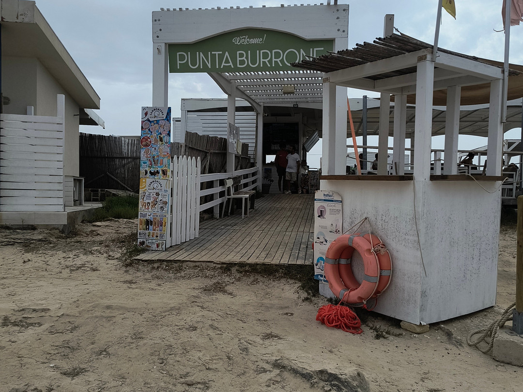 Lido Punta Burrone-Favignana必去景点