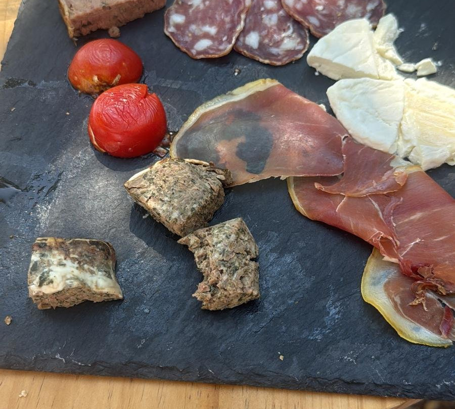 Domaine Des Bragalous-Saint-Sauveur-de-Cruzieres必去景点