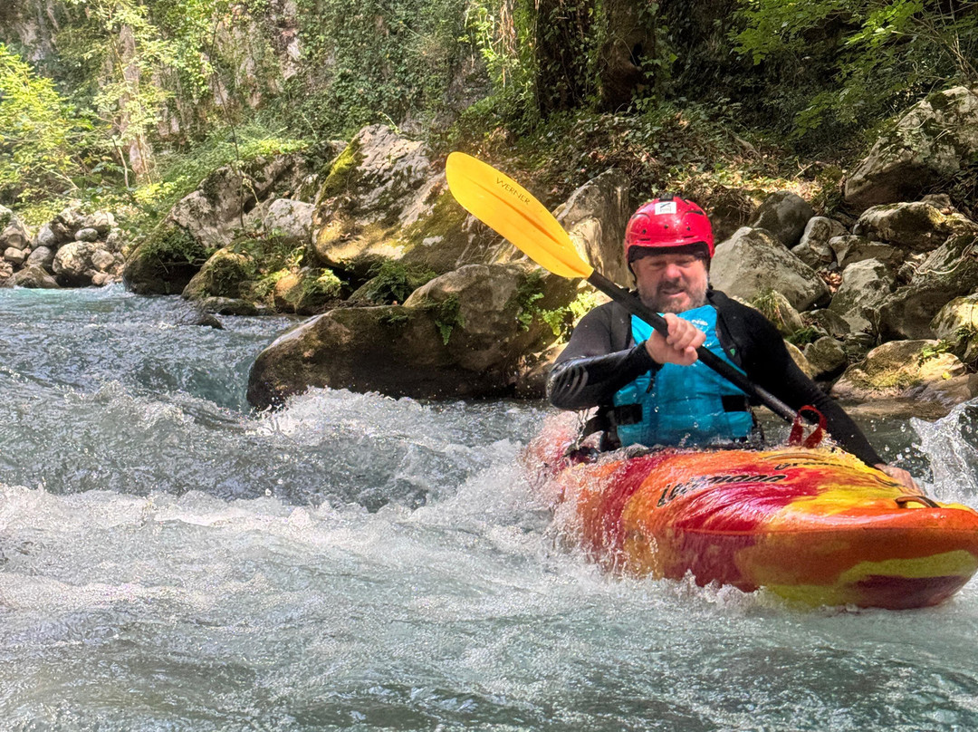 Flow & Grow Kayak Tours-Karitena必去景点