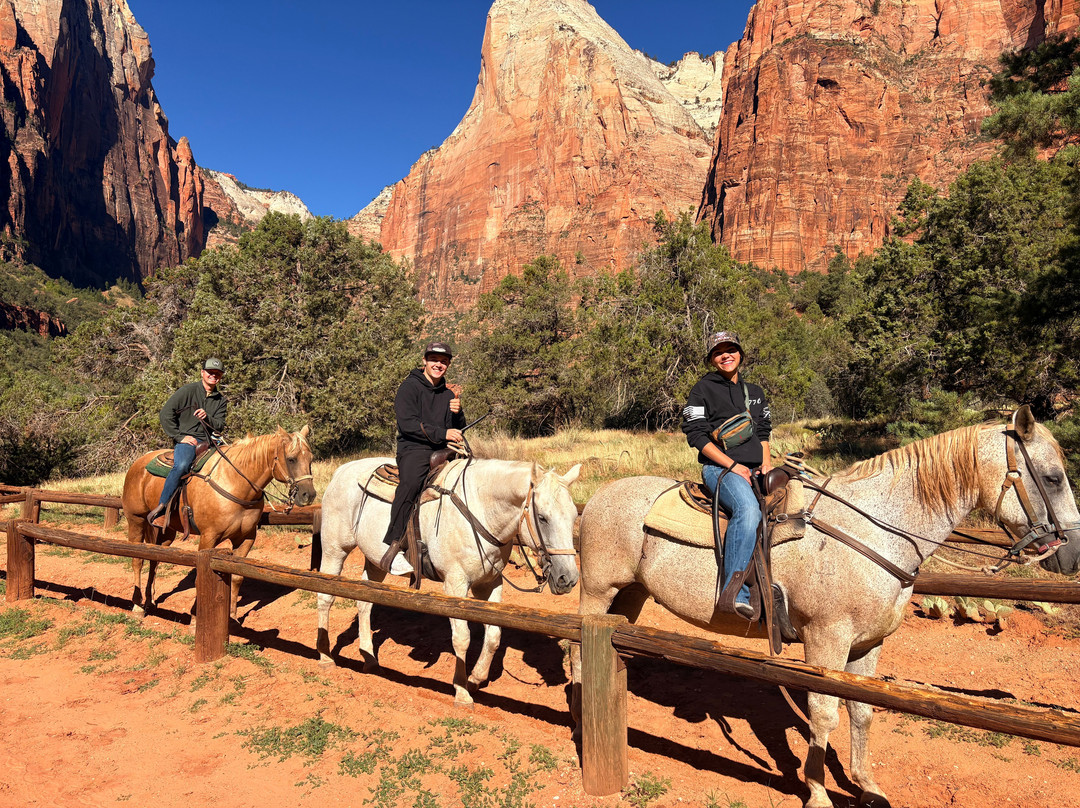 Canyon Trail Rides-锡安国家公园必去景点