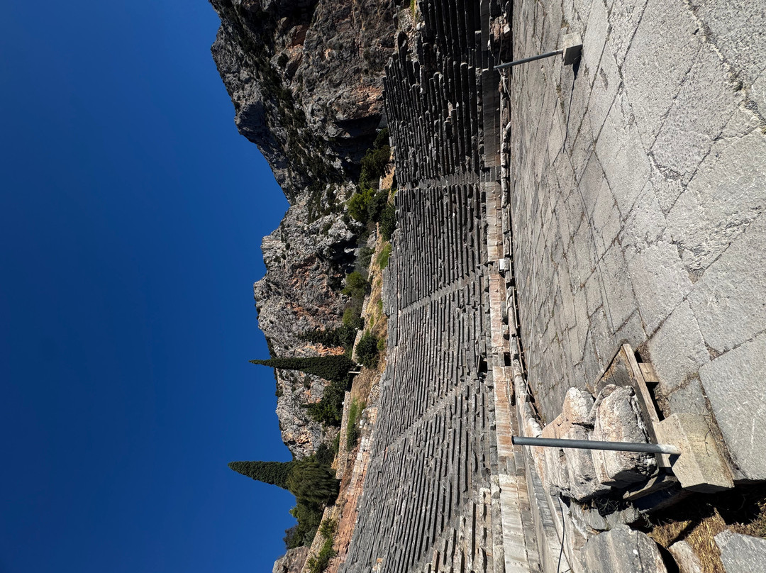 Ancient Theatre-德尔斐必去景点