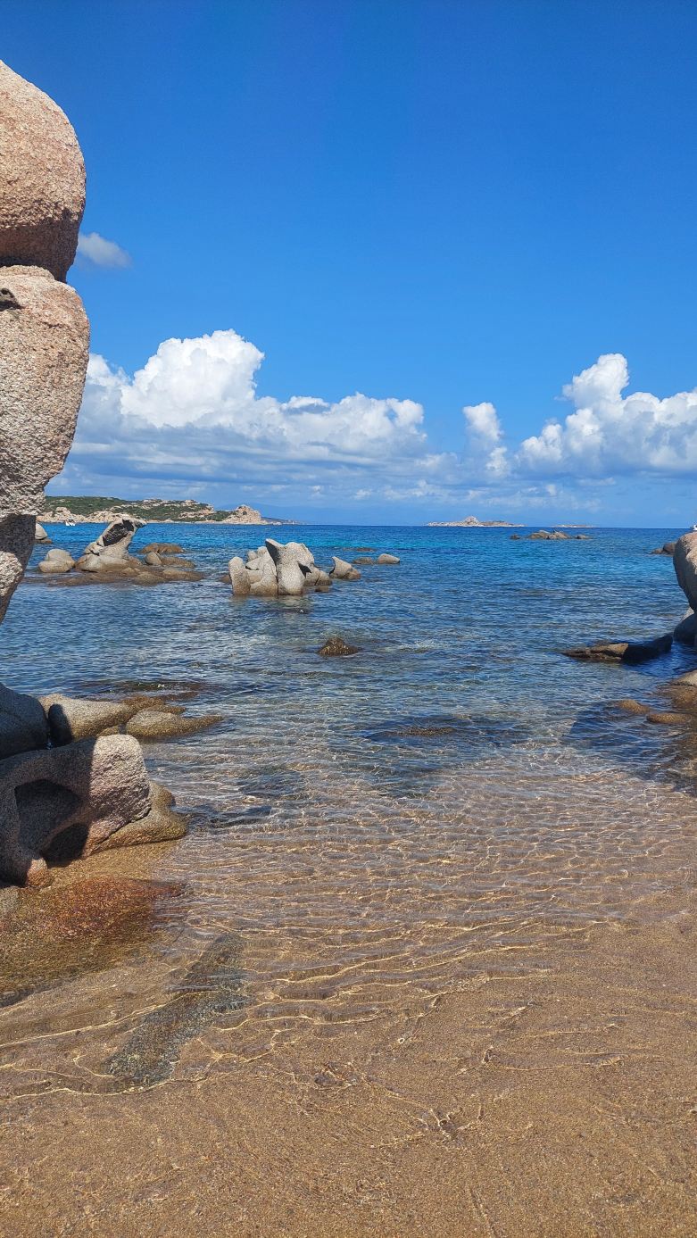 马达莱纳游览意大利假日公园-旅行者