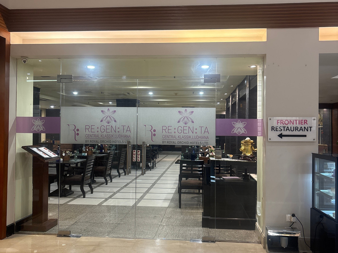 丽晶卢迪亚纳中央经典酒店主图