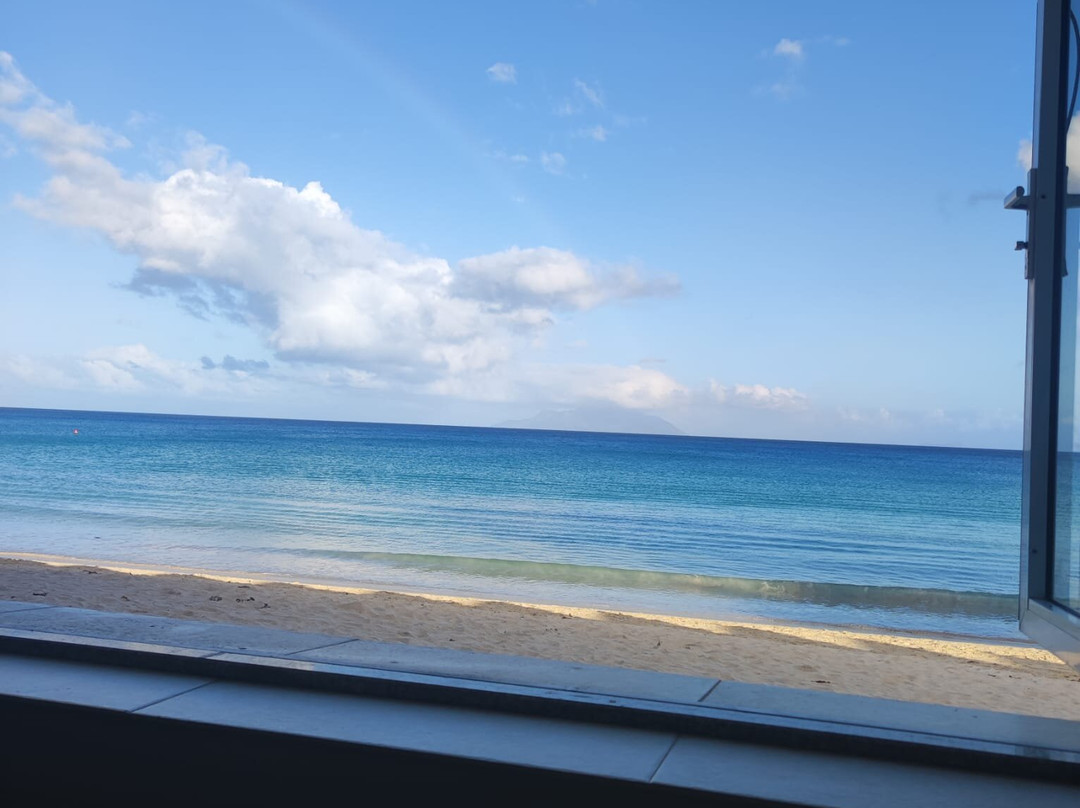 珊瑚海岸智选酒店主图