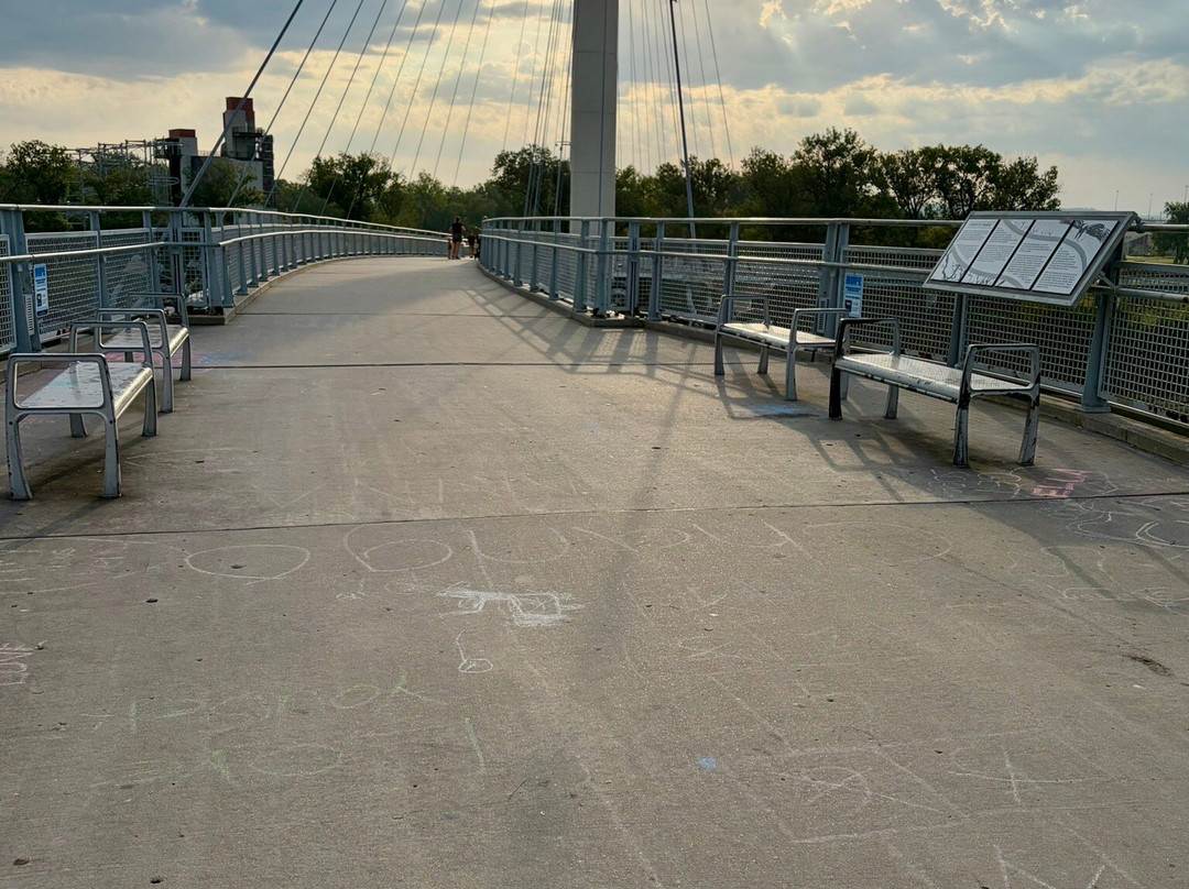 Bob Kerrey Pedestrian Bridge-奥马哈必去景点