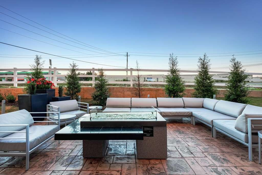 Hampton Inn Acworth主图