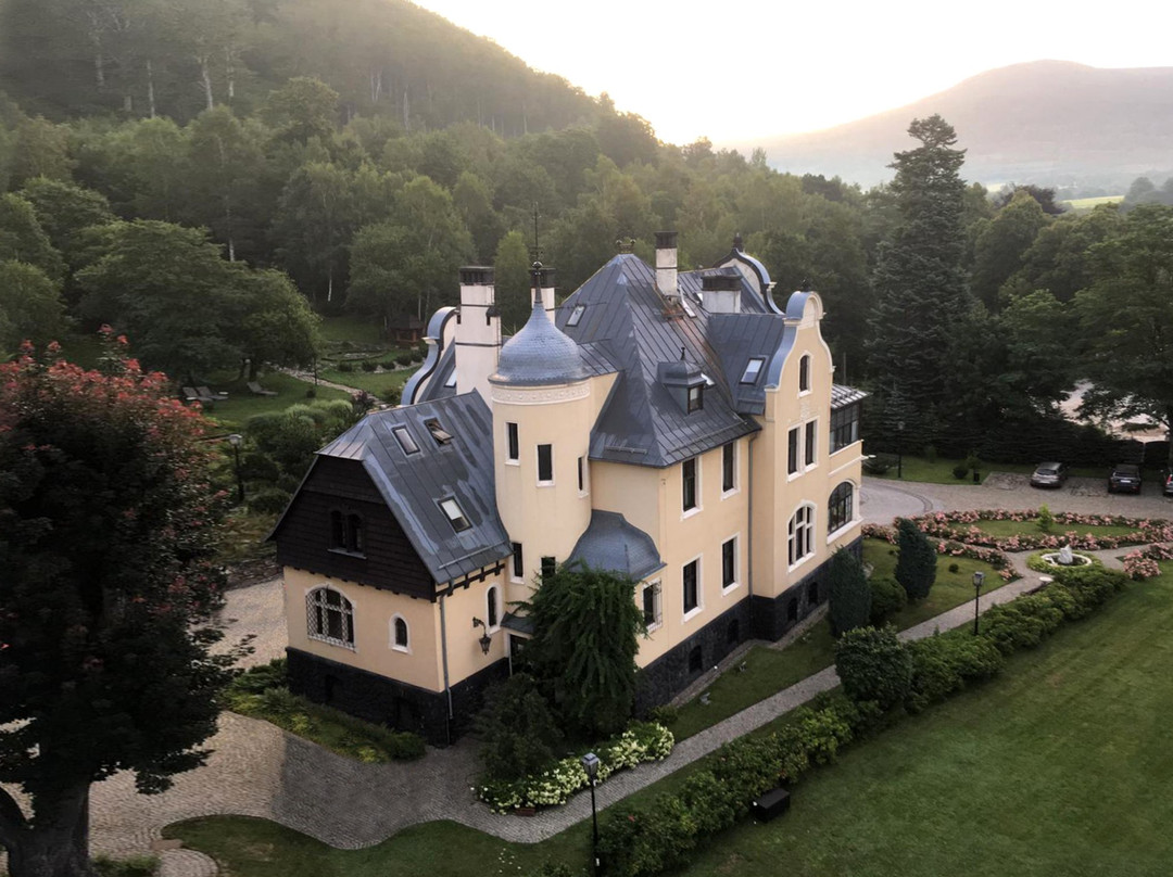 Stronie Slaskie酒店住宿-Villa Elise Park Pension