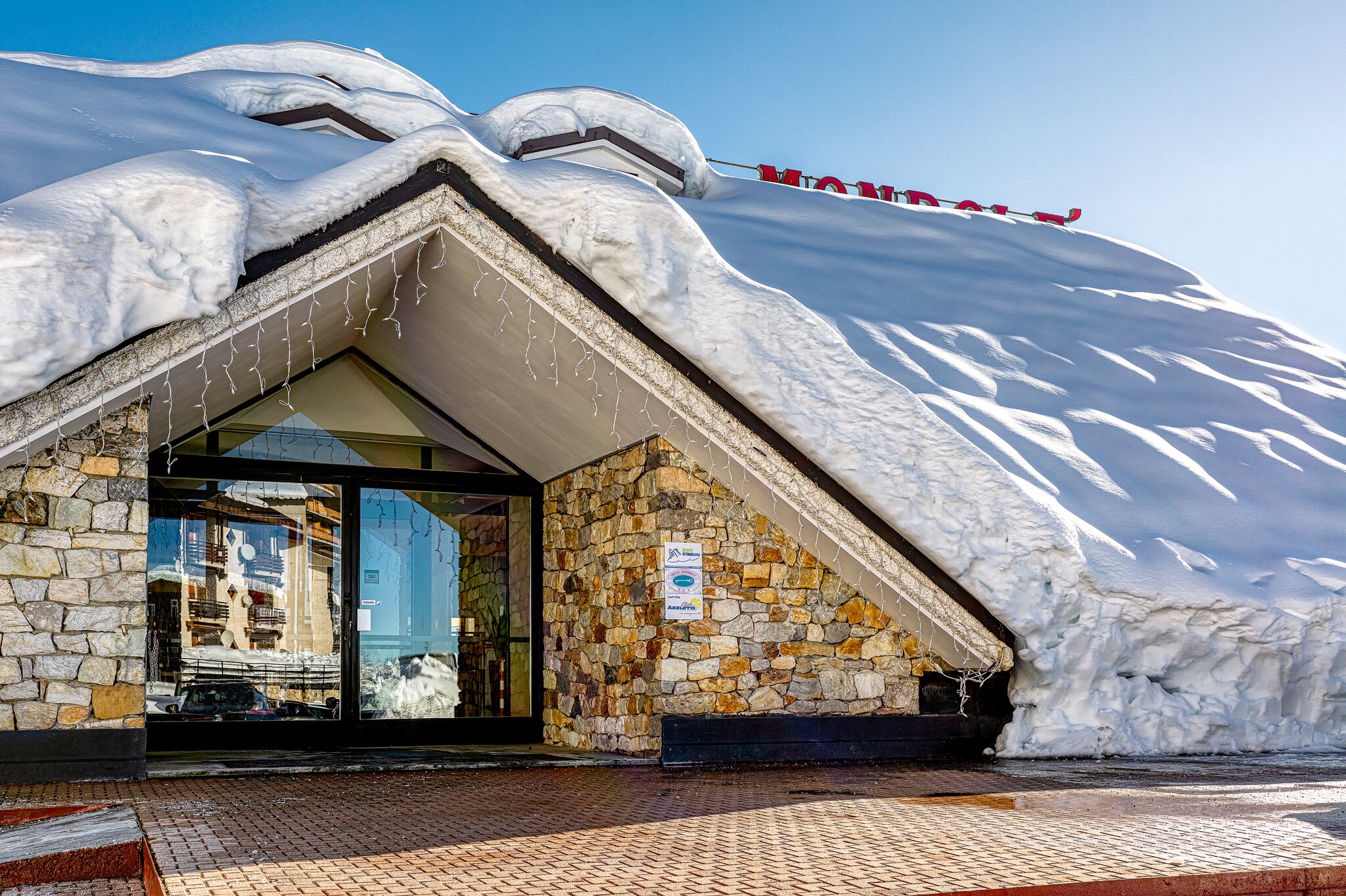 Hotel Mondole-官方