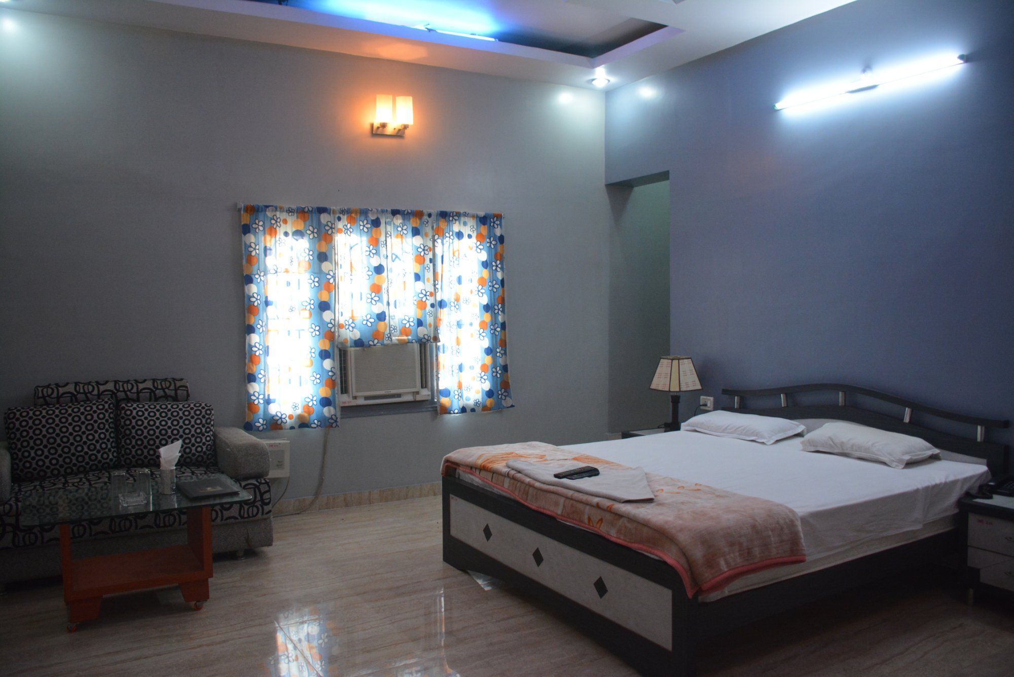 Hotel Naveen Residency-官方