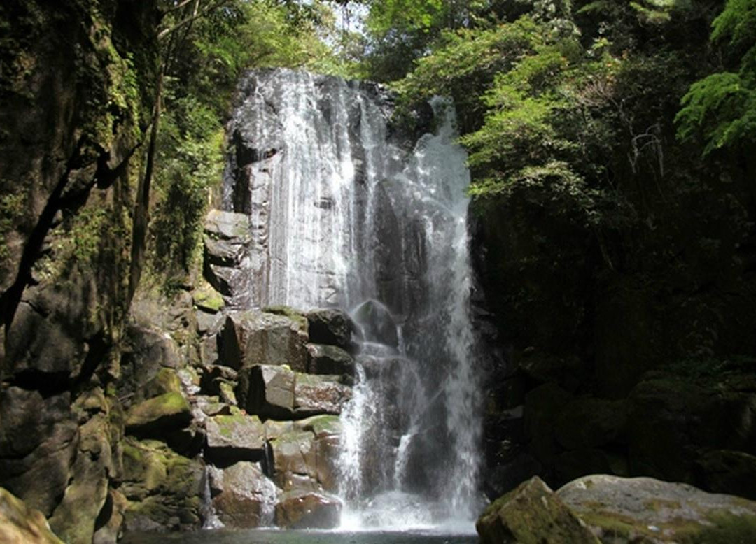 Kuwanoki Falls