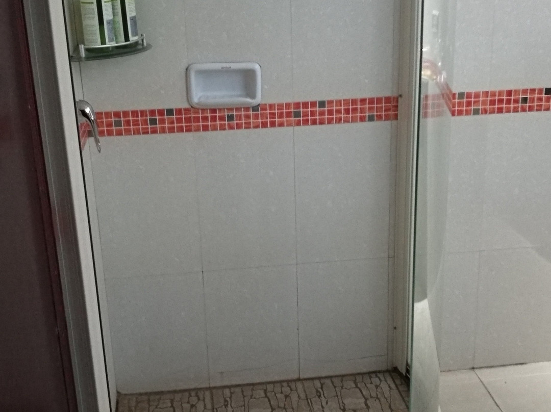 新世纪大酒店主图