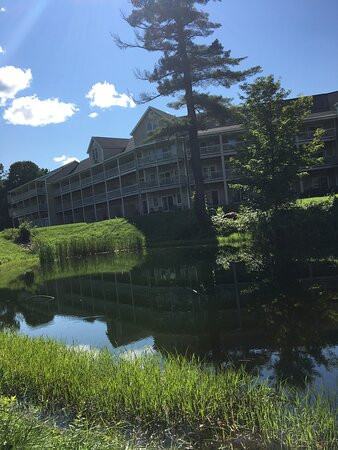 On The River Inn主图