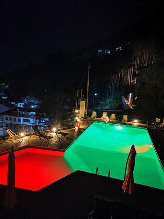 维多利亚酒店主图