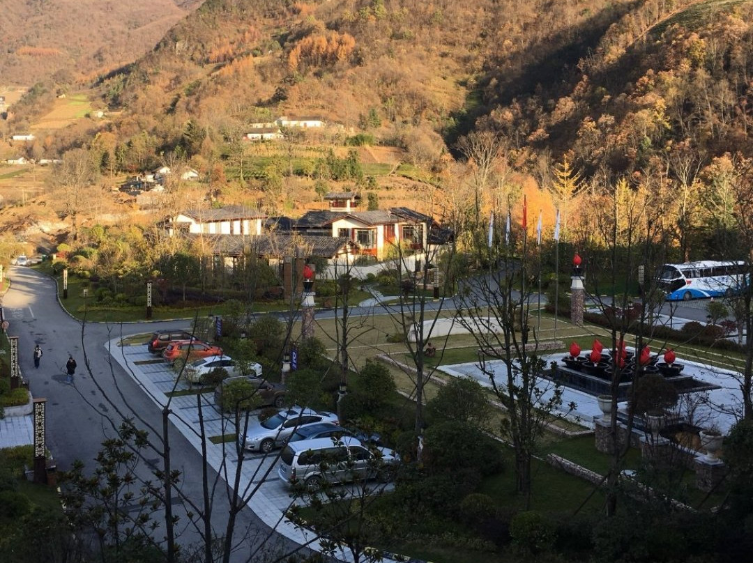 阿尔卡迪亚森林酒店主图