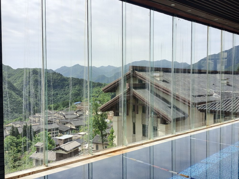 阿尔卡迪亚森林酒店主图