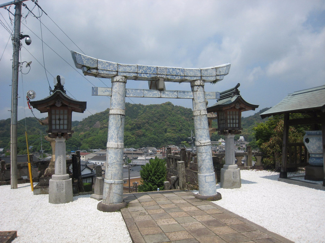 Tozan Shrine景点图片