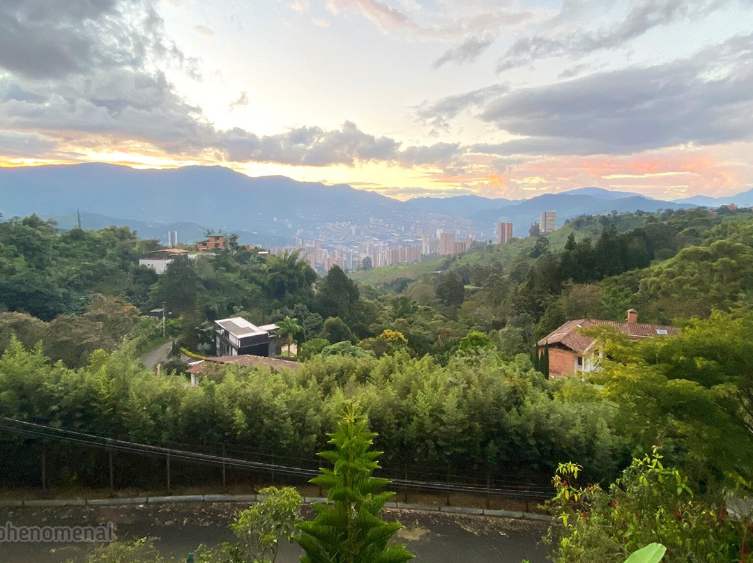 Casa California Medellin