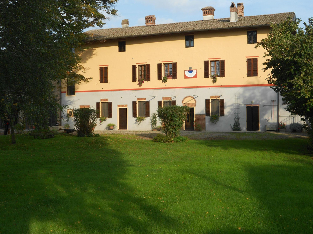 Pieve Porto Morone餐馆和美食-Ai Due Taxodi