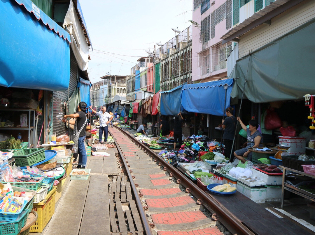 美功铁路市场景点图片