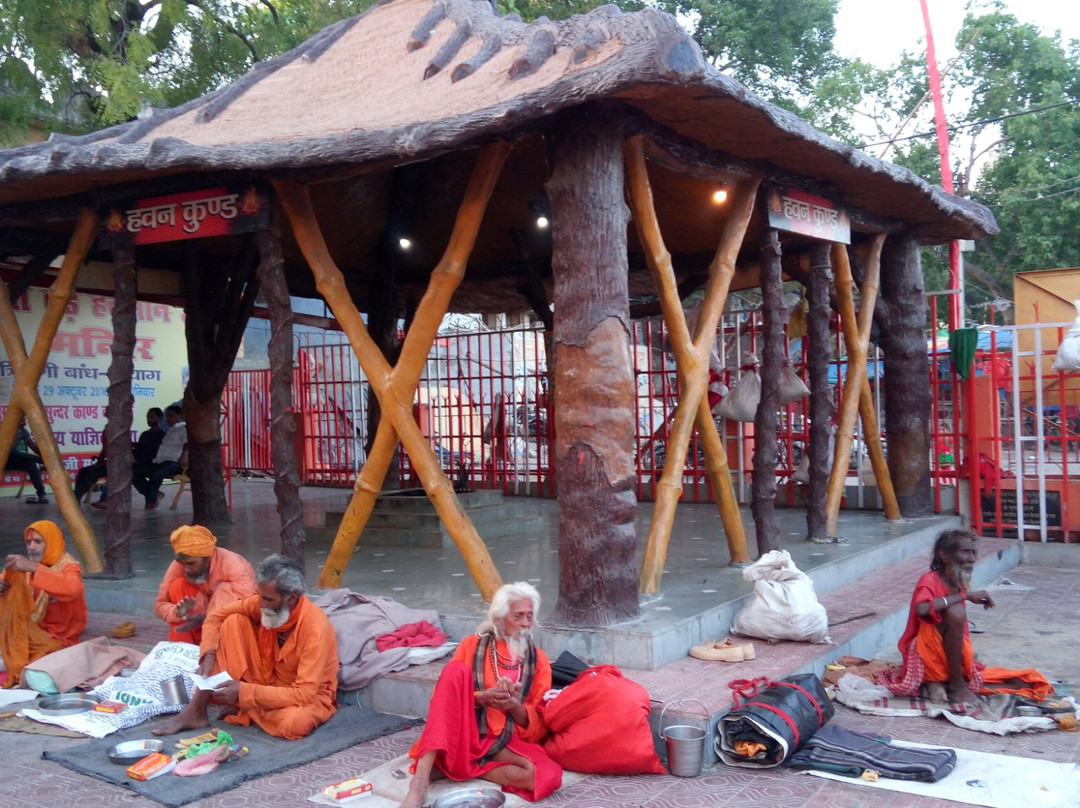 Bade Hanuman Jee Temple景点图片