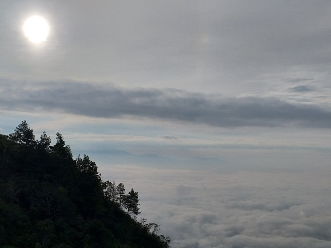 Mount Sesean景点图片