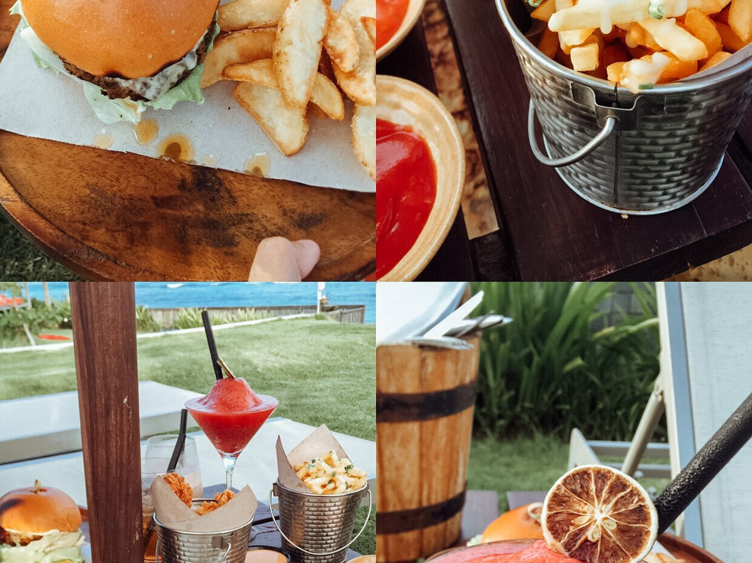 Kutuh餐馆和美食-Roosterfish Beach Club