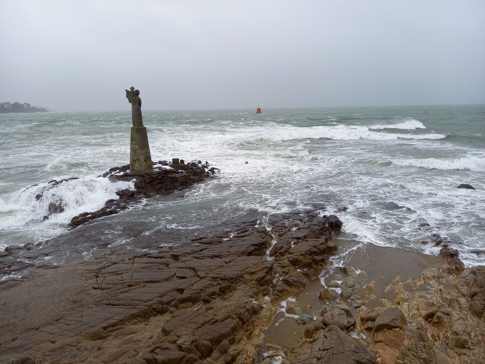 Pointe de Kerpenhir-Locmariaquer必去景点
