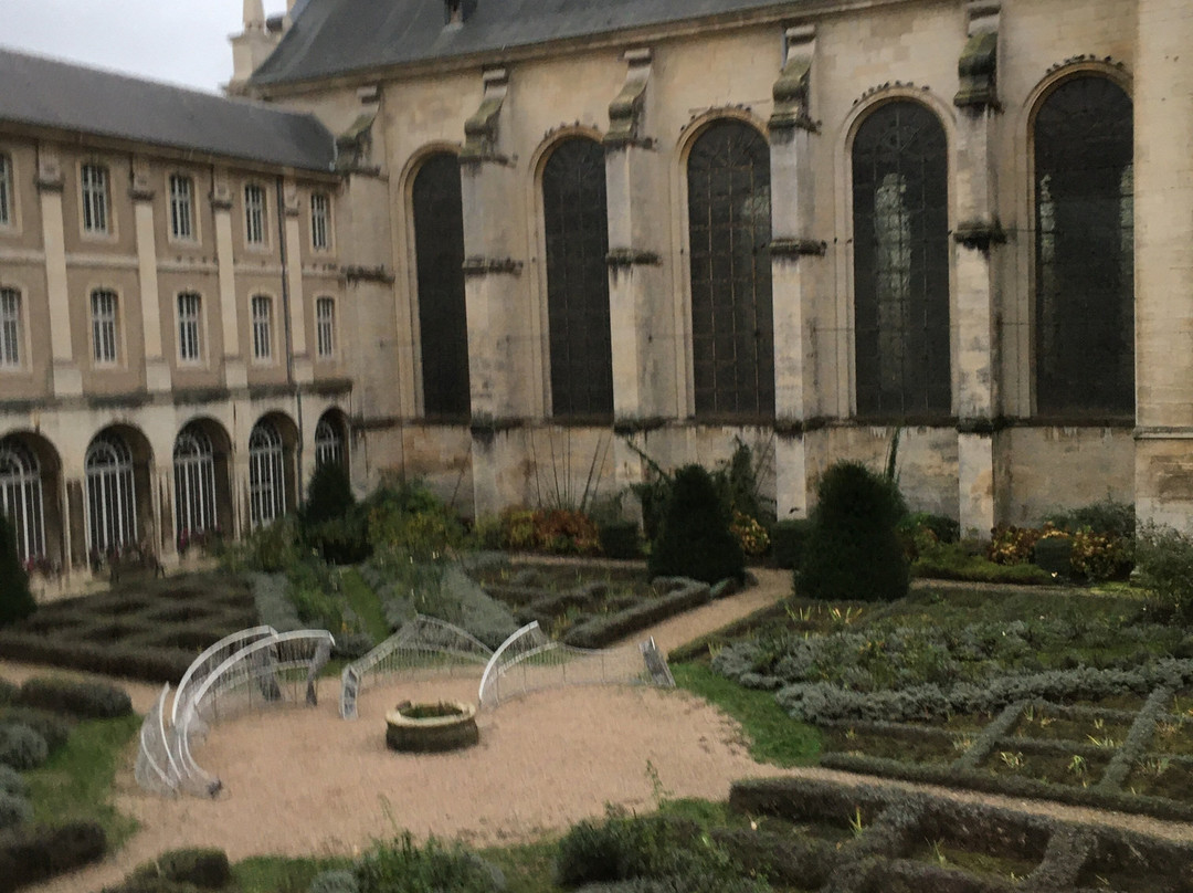 Abbaye des Premontres-蓬塔穆松必去景点