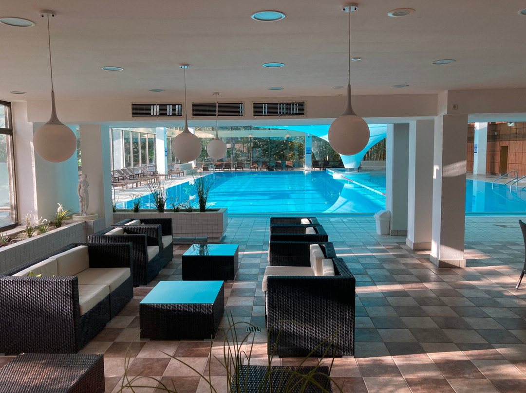 Cliff Hotel Rugen主图