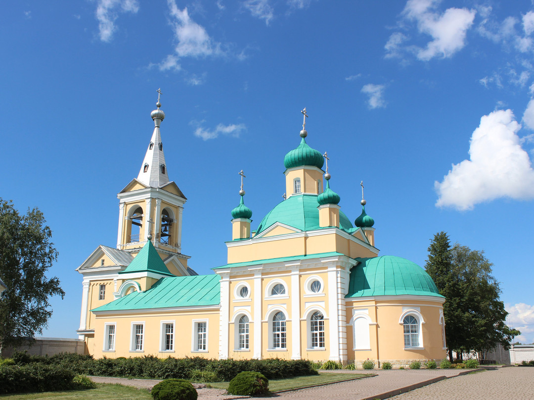 Vvedeno-Oyatskiy Monastery景点图片