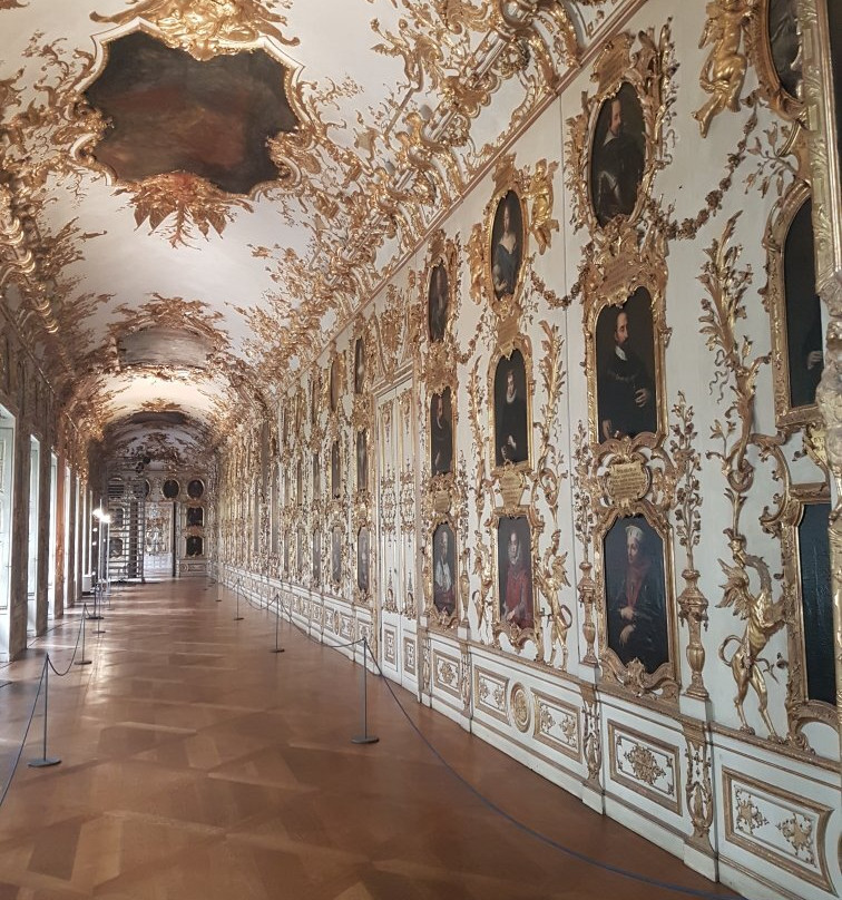 慕尼黑皇宫景点图片