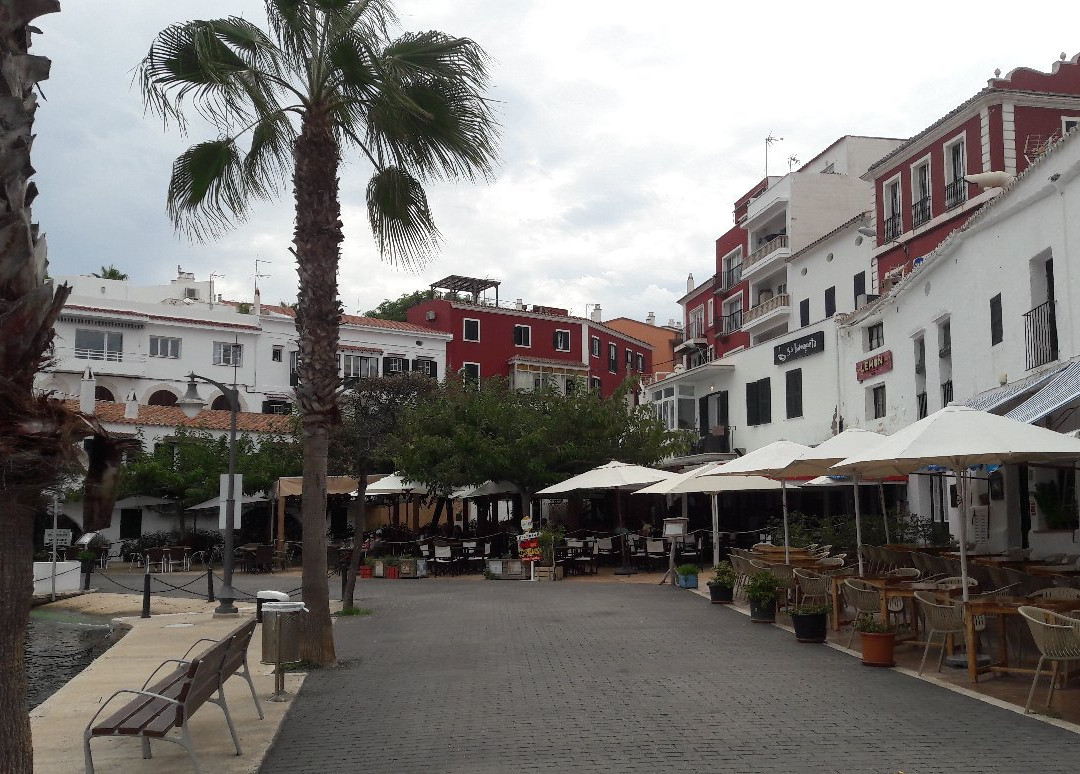 Cala Fonts-Es Castell必去景点