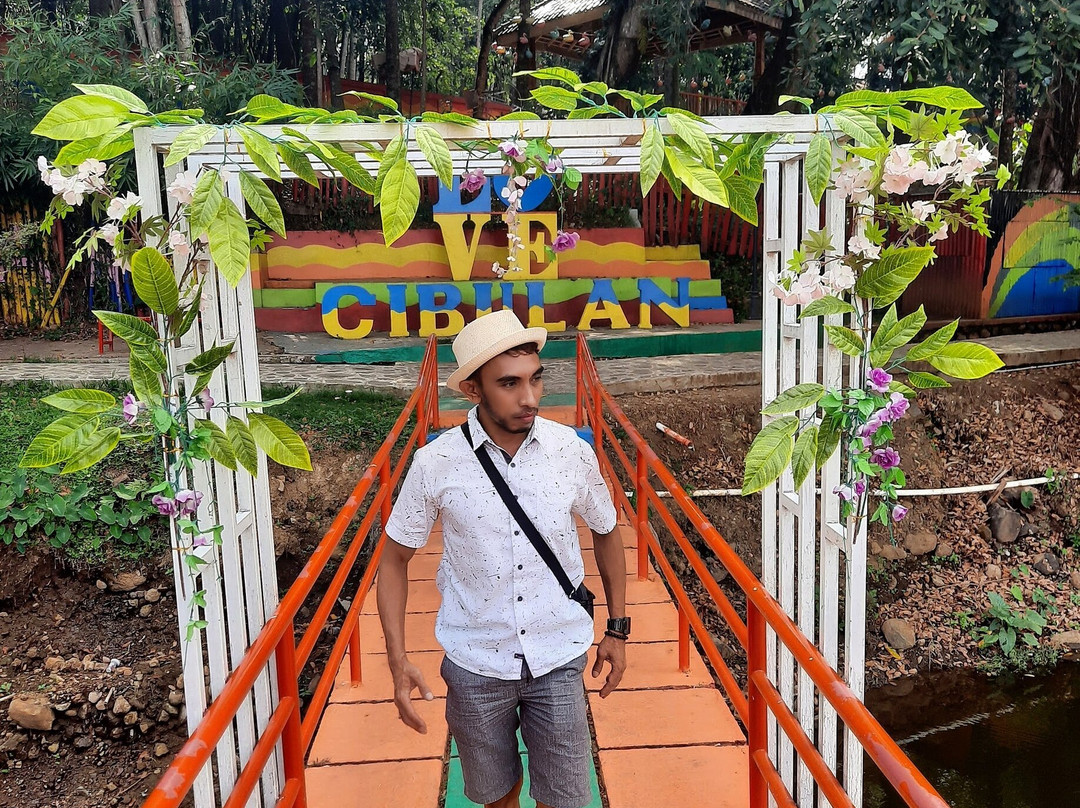 Dipo Tour & Travel-Depok必去景点