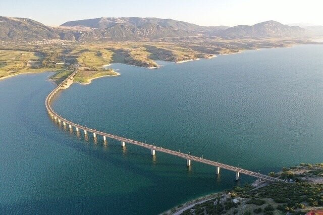 Artificial Lake Polifitou-Neraida必去景点