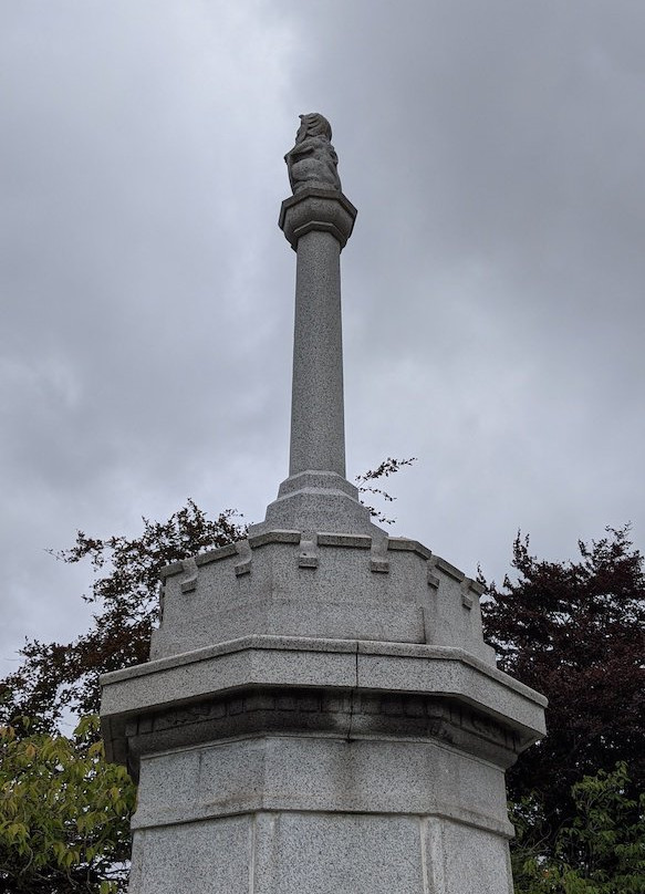 Carluke War Memorial-Carluke必去景点