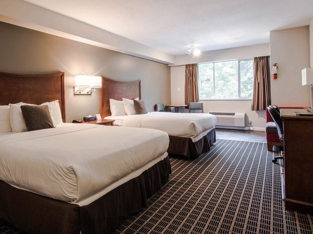 Gibsons Garden Hotel主图