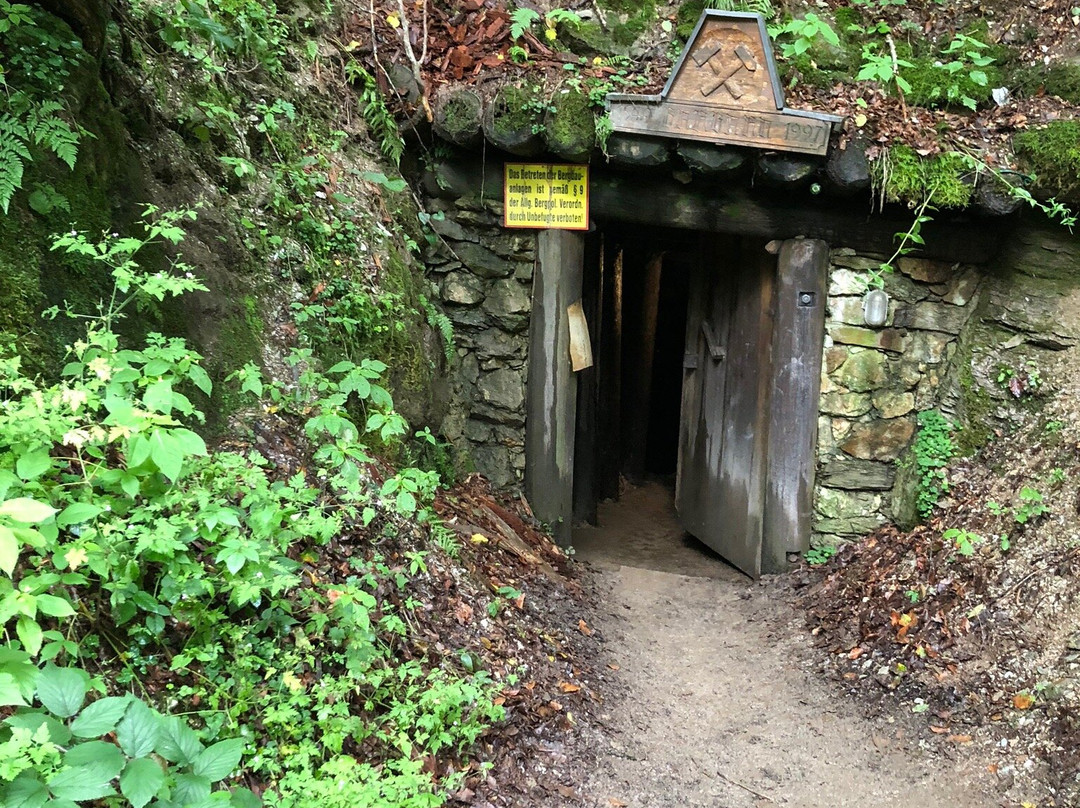Kupferzeche Huettau-Huettau必去景点