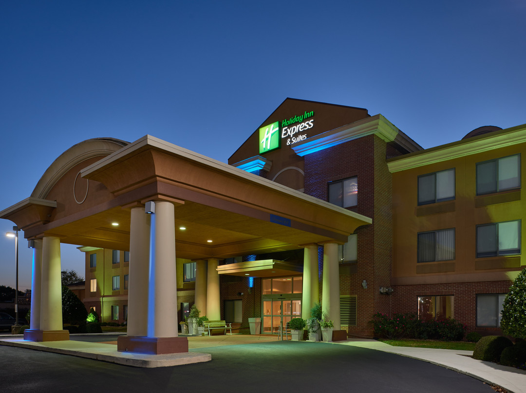 Holiday Inn Express & Suites Anniston/oxford By IHG主图