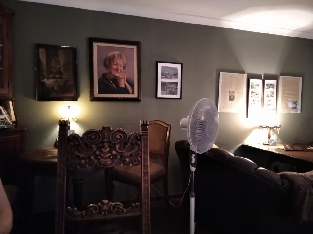 "Kornel i Przyjaciele" Kawiarnia-Księgarnia-Antykwariat-Cieszyn必去景点