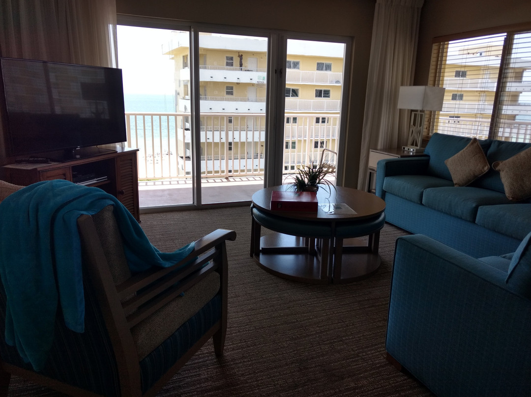 The Charter Club of Marco Beach主图