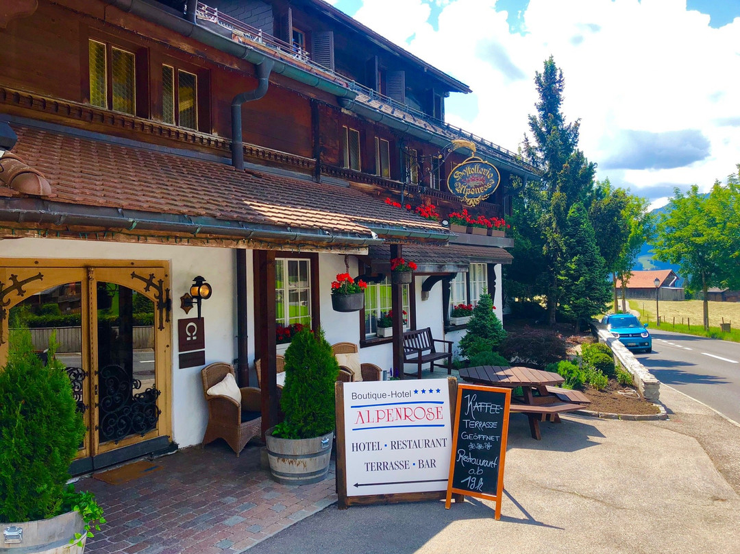 Hotel Alpenrose Schönried Bei Gstaad主图