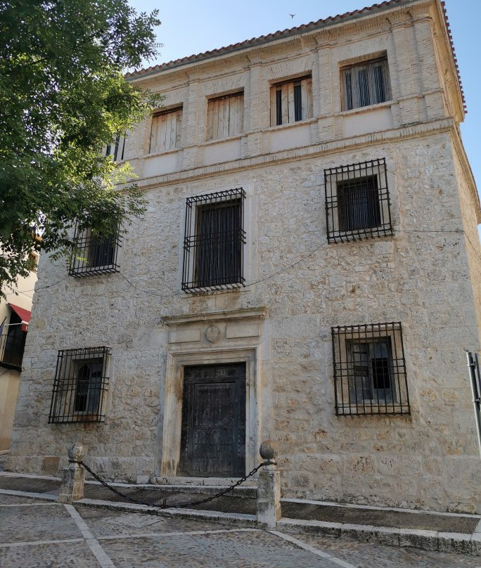 Casa de la Cadena-钦琼必去景点