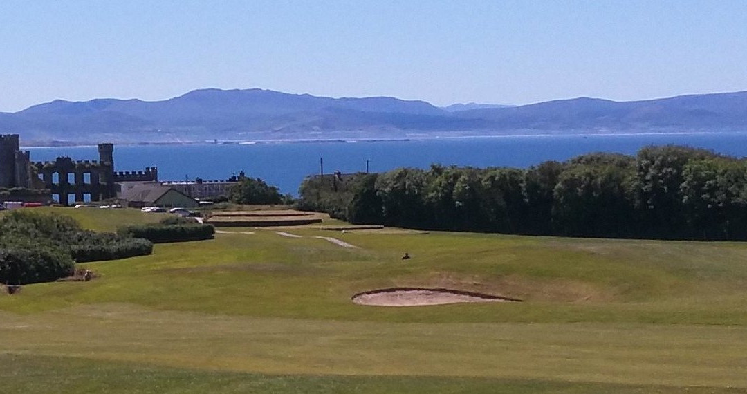 Ballyheigue Castle Golf Club景点图片