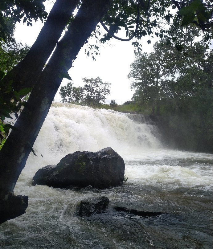 Mumbuluma Falls-Mansa必去景点