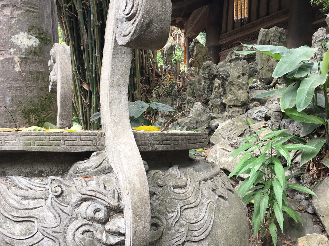 Thay Temple-河内必去景点