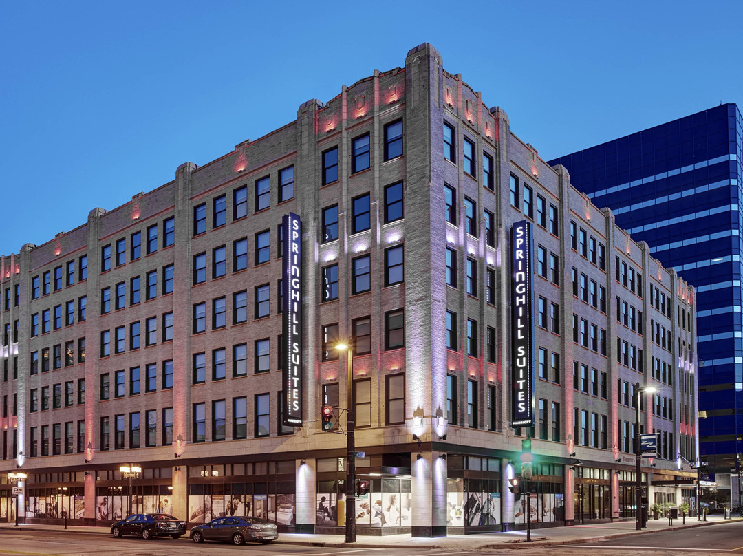 SpringHill Suites by Marriott Milwaukee Downtown主图