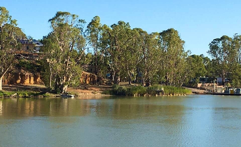 Swan Reach Hotel主图