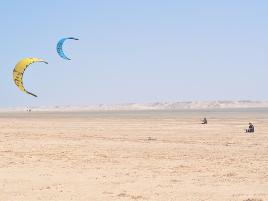 Yougi Kiteboarding-达赫拉必去景点